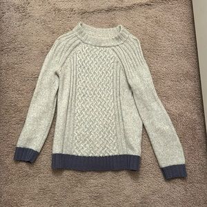 Gray cable knit sweater in size large from Marshall’s